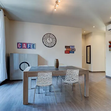 Hyper Centre - Wifi, Ac, 6pers Appartement *