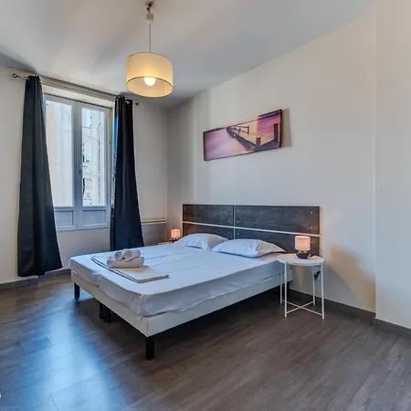 Hyper Centre - Wifi, Ac, 6pers Niza