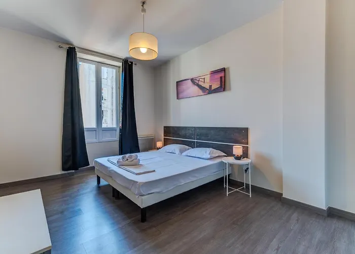 Hyper Centre - Wifi, Ac, 6pers Nice